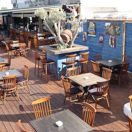 לינה וארוחת בוקר Zeynel Boutique