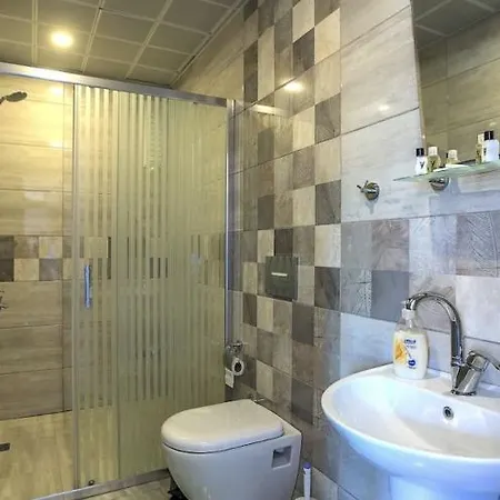 Zeynel Hotel