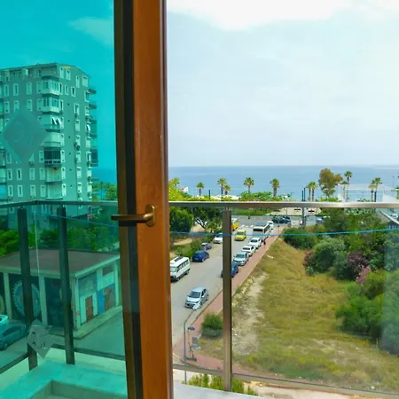 Zeynel Hotel أنطاليا