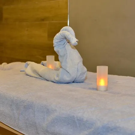 فندق Zeynel Hotel